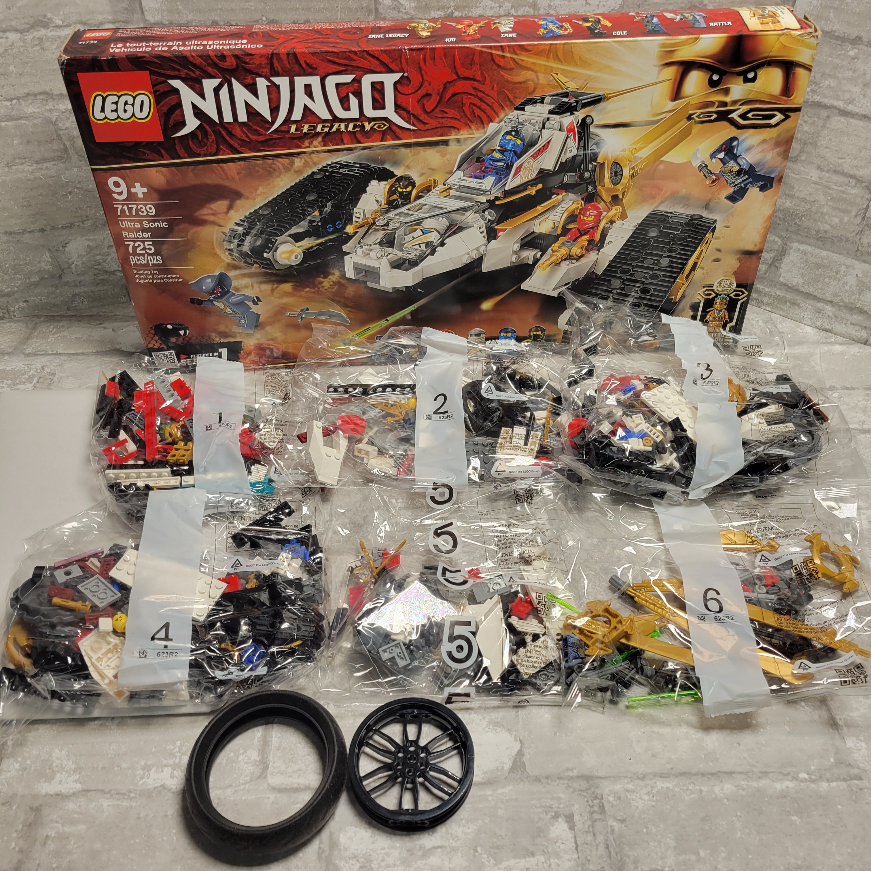 LEGO NINJAGO: Ultra Sonic Raider (71739) (8051235389678)